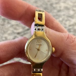 Timex watch with new batter